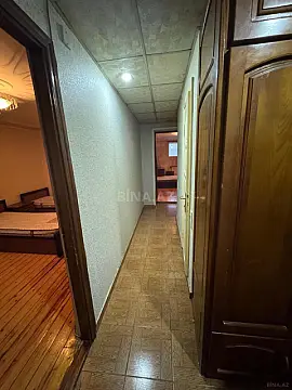 Satılır 4 otaqlı mənzil 100 m²