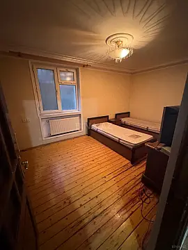 Satılır 4 otaqlı mənzil 100 m²