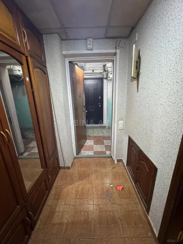 Satılır 4 otaqlı mənzil 100 m²