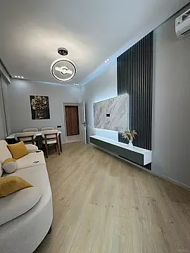 Satılır 2 otaqlı mənzil 55 m²