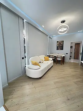 Satılır 2 otaqlı mənzil 55 m²