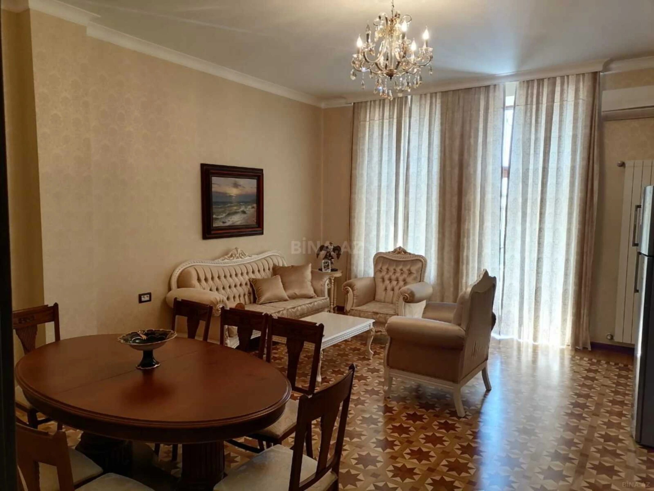 Kirayə verilir 2 otaqlı mənzil 100 m²