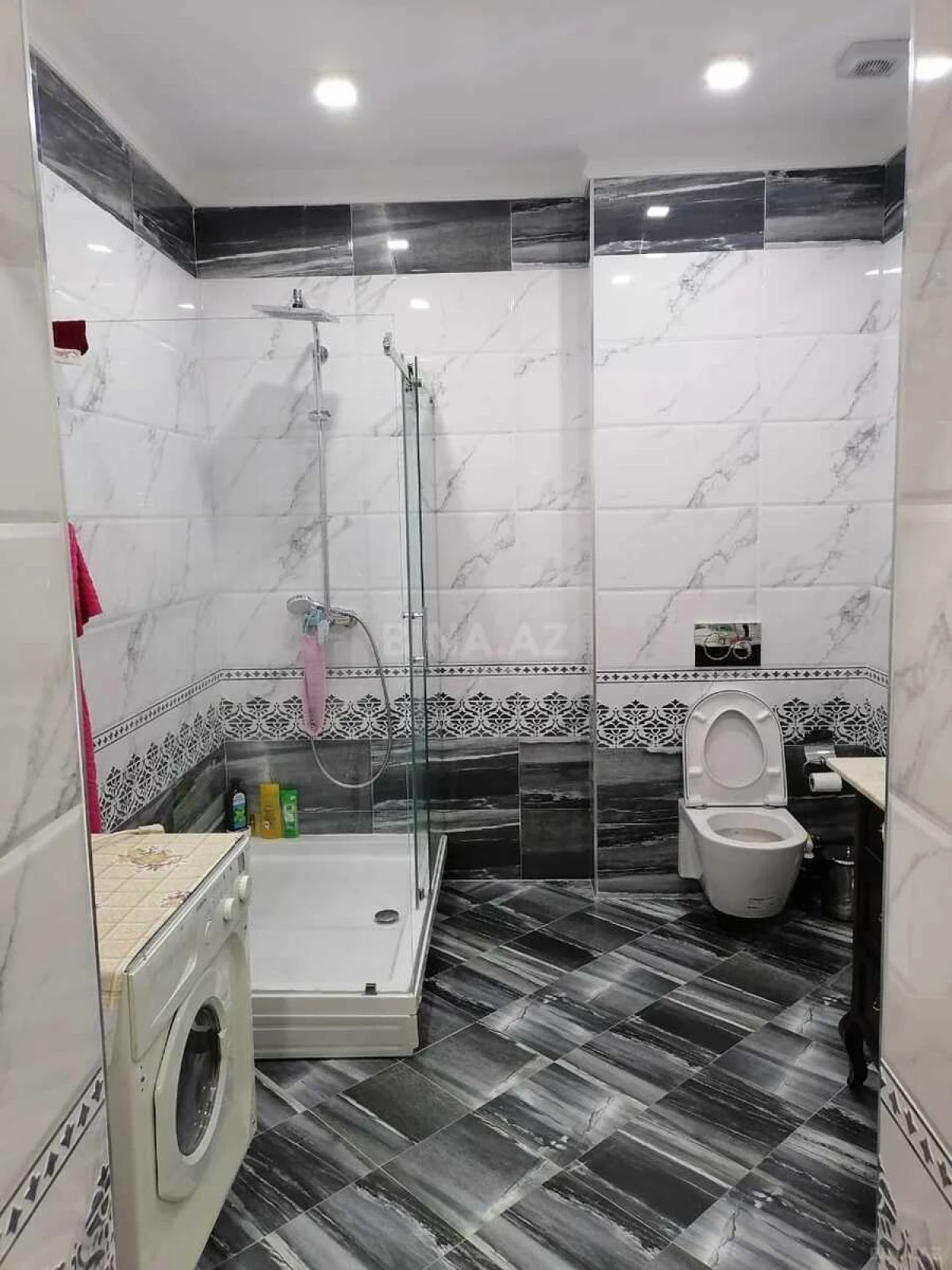 Kirayə verilir 2 otaqlı mənzil 100 m²