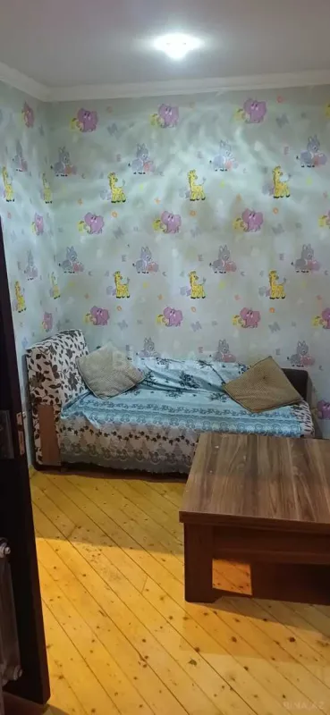 Kirayə verilir 2 otaqlı mənzil 50 m²
