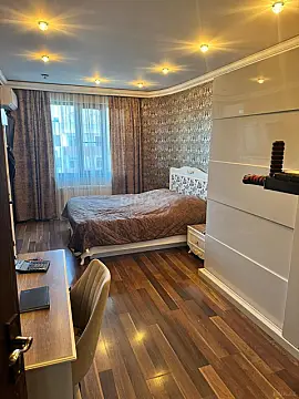 Satılır 3 otaqlı mənzil 115 m²