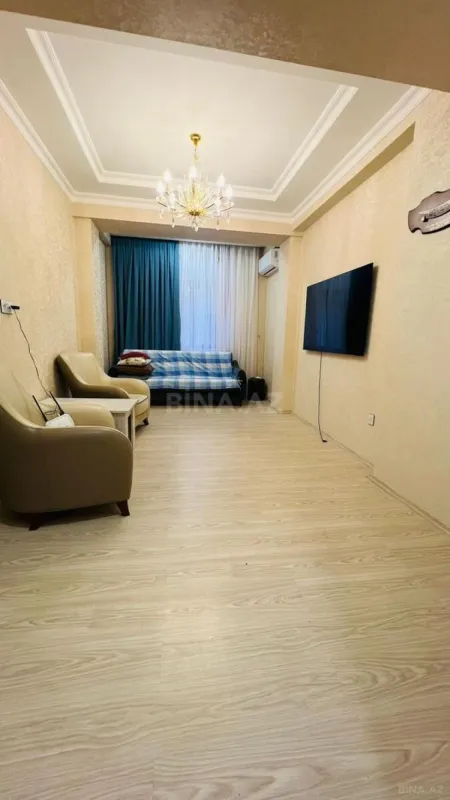 Kirayə verilir 3 otaqlı mənzil 128 m²
