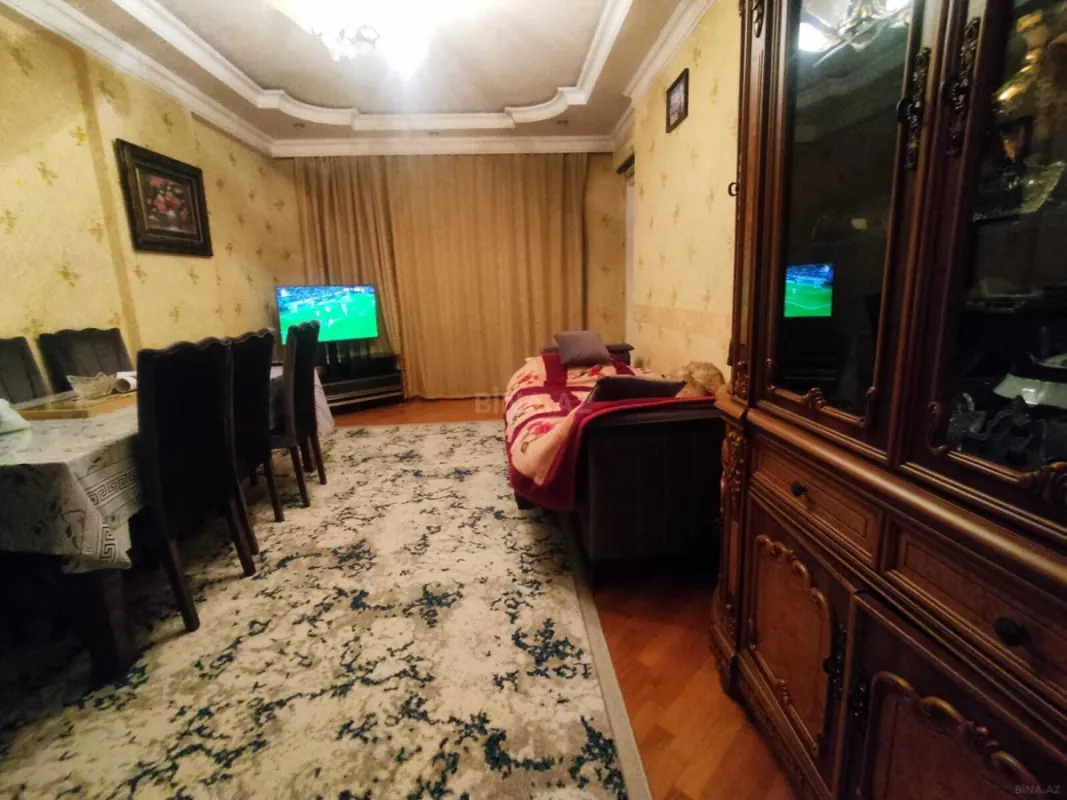 Satılır 3 otaqlı mənzil 118 m²