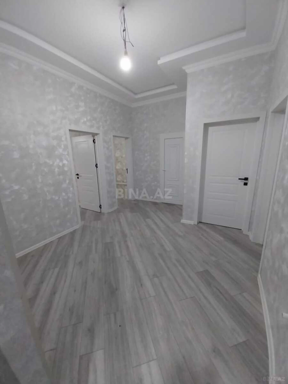 Satılır 4 otaqlı həyət evi 127 m²