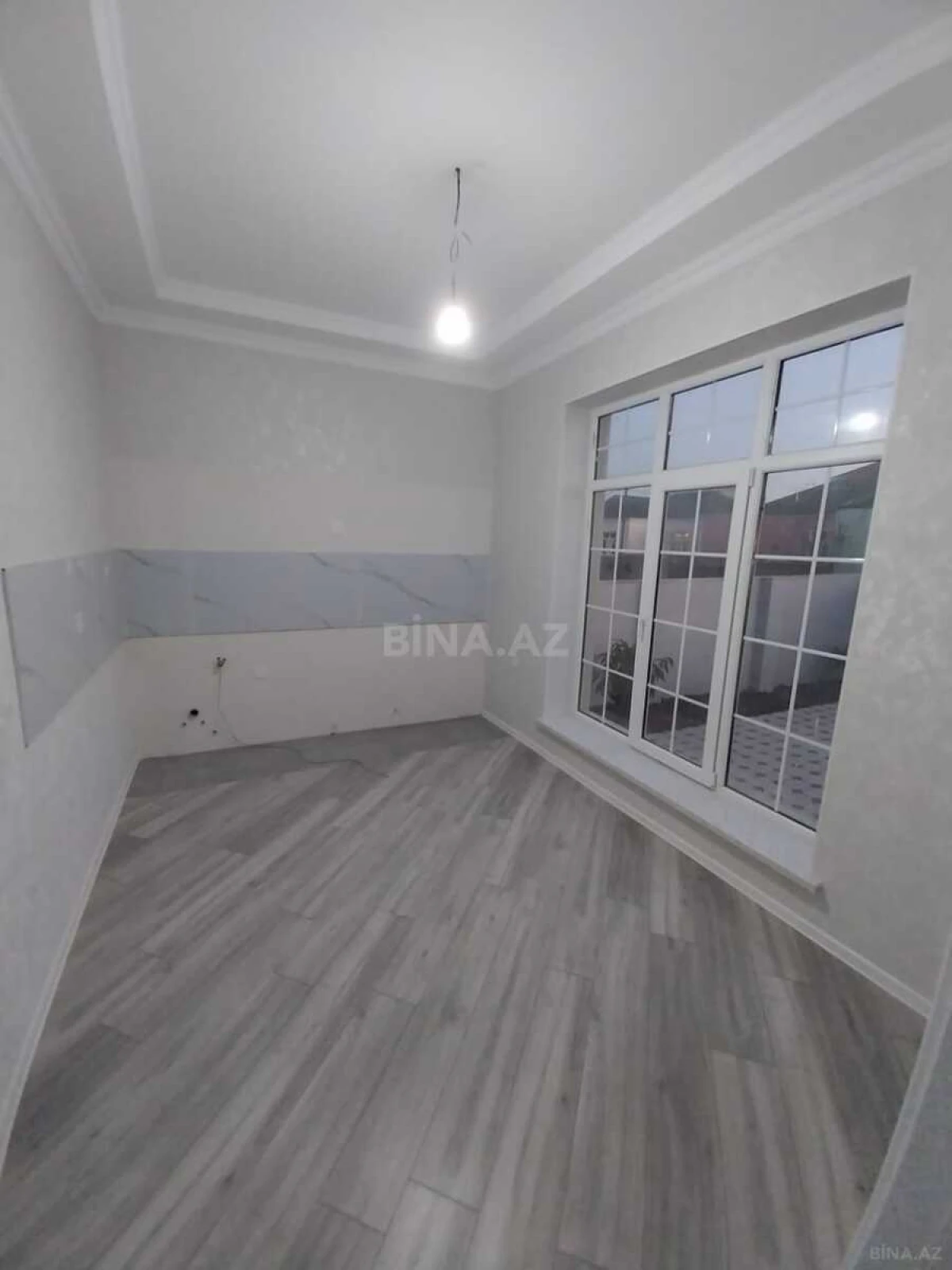 Satılır 4 otaqlı həyət evi 127 m²