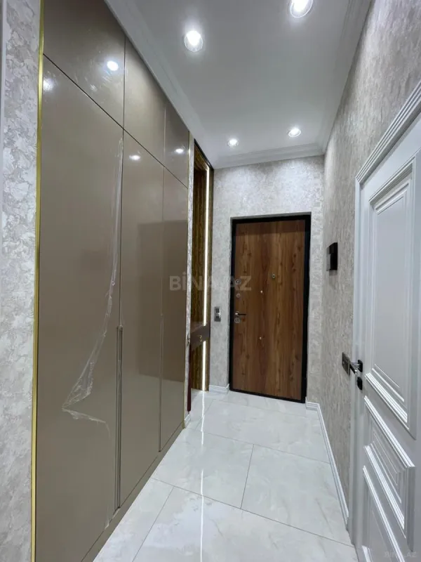 Satılır 3 otaqlı mənzil 95 m²