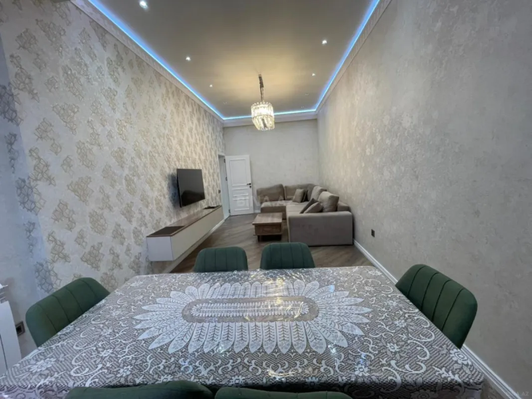 Satılır 3 otaqlı mənzil 95 m²