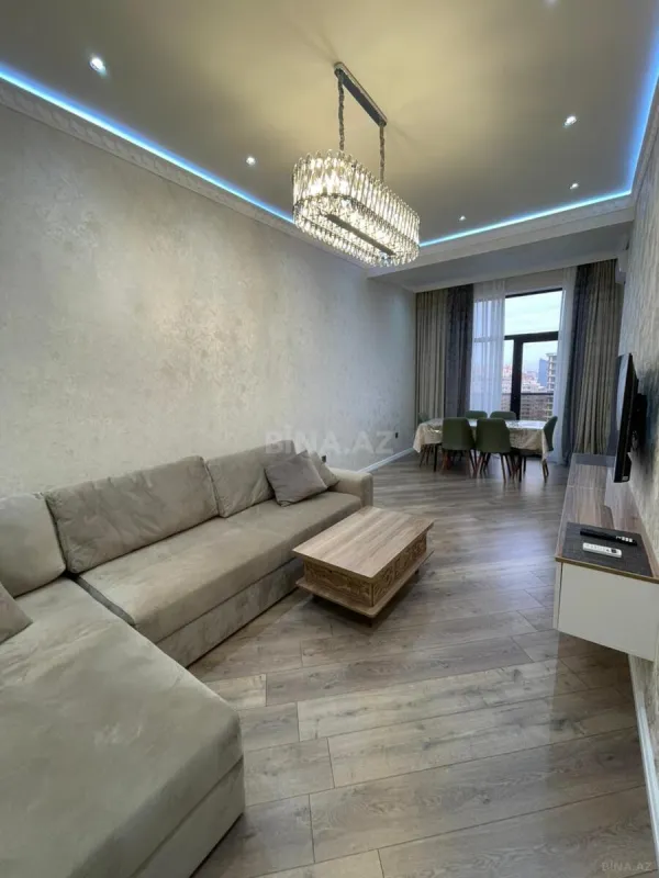 Satılır 3 otaqlı mənzil 95 m²