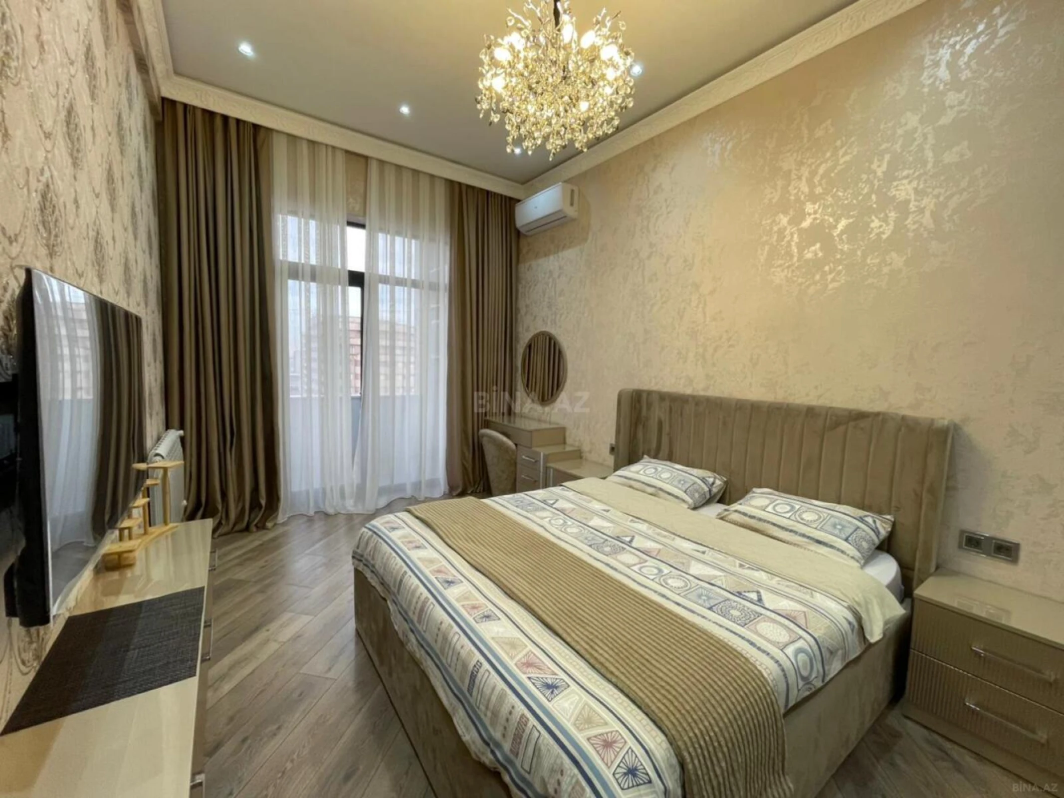 Satılır 3 otaqlı mənzil 95 m²