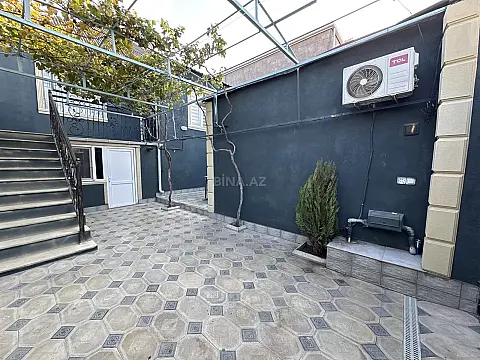 Satılır 5 otaqlı həyət evi 200 m²