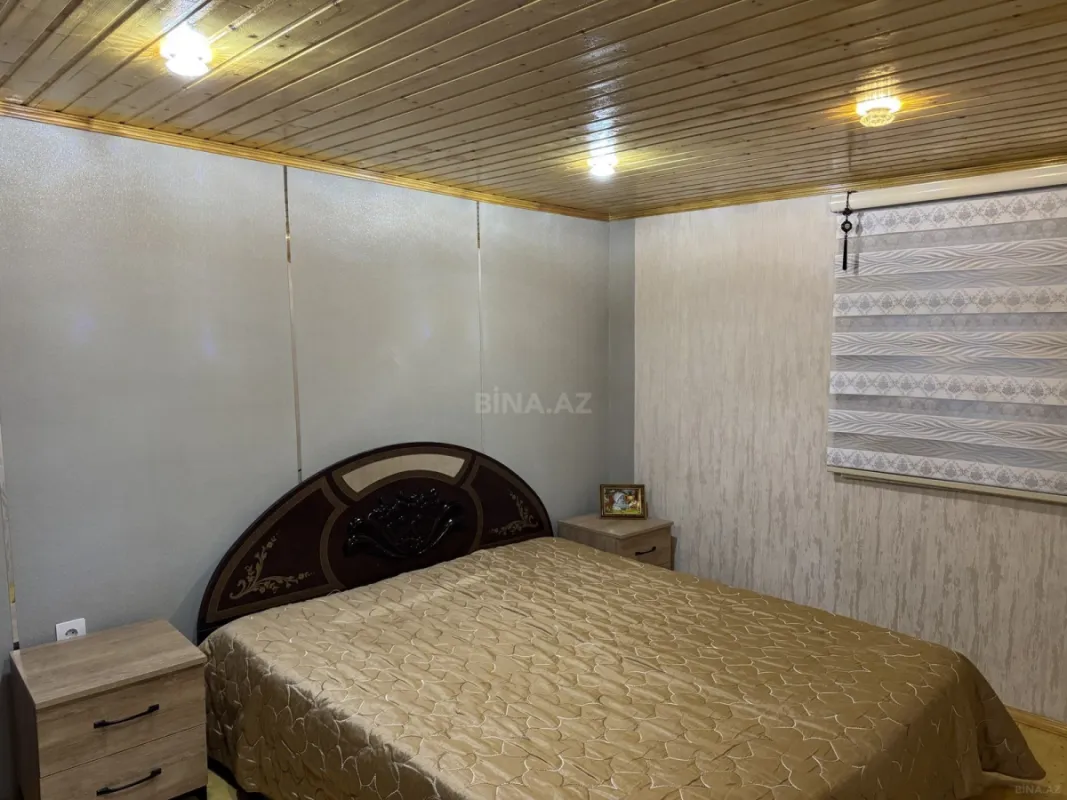 Satılır 5 otaqlı həyət evi 200 m²