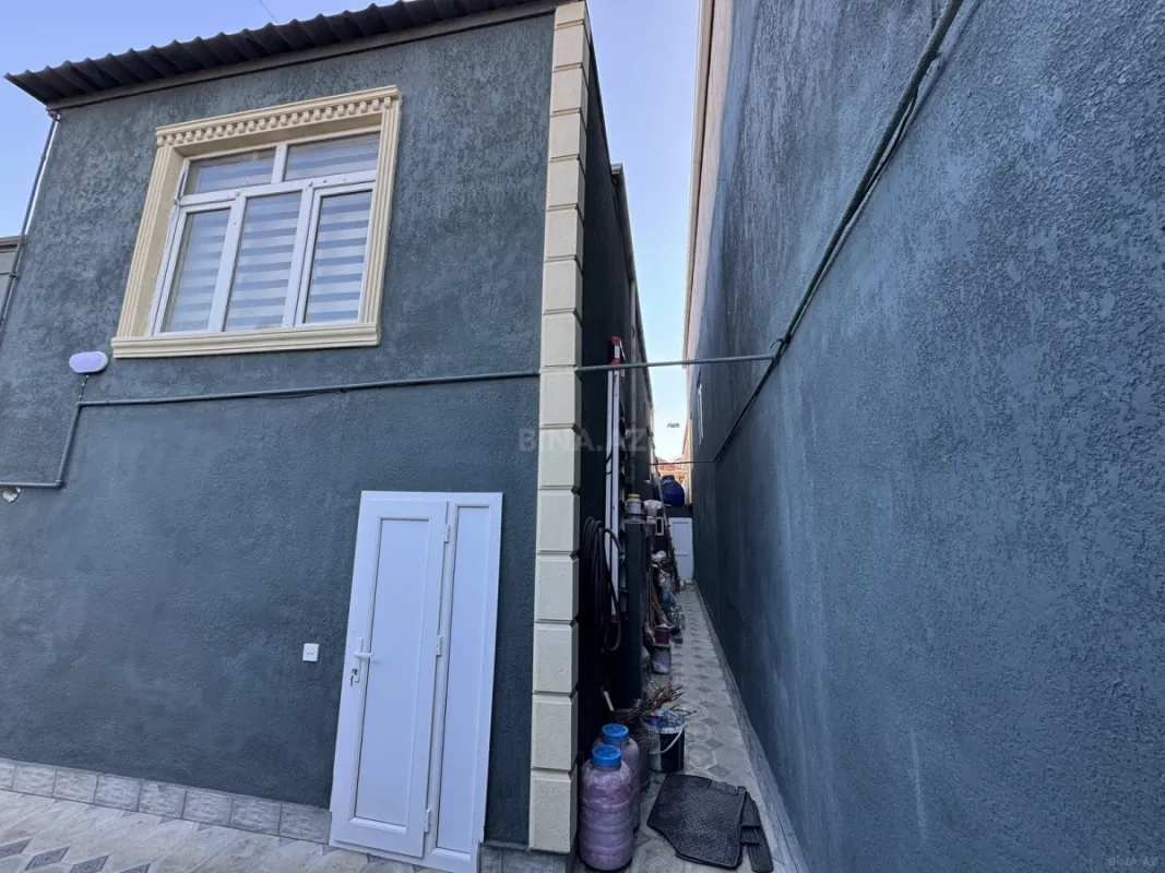 Satılır 5 otaqlı həyət evi 200 m²