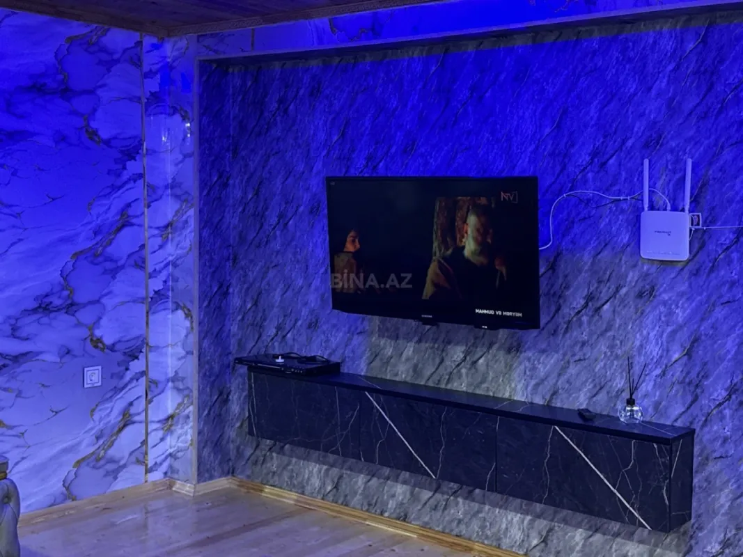 Satılır 5 otaqlı həyət evi 200 m²