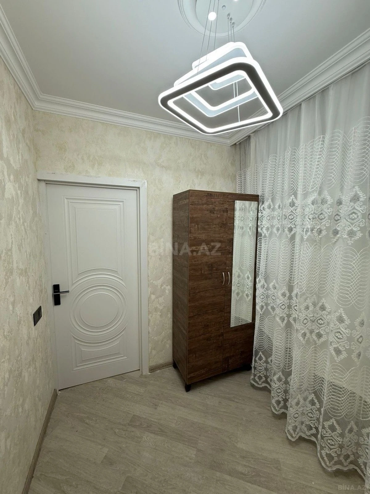 Satılır 3 otaqlı mənzil 55 m²