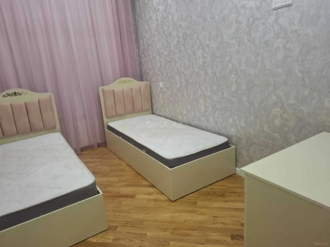 Kirayə verilir 3 otaqlı mənzil 120 m²