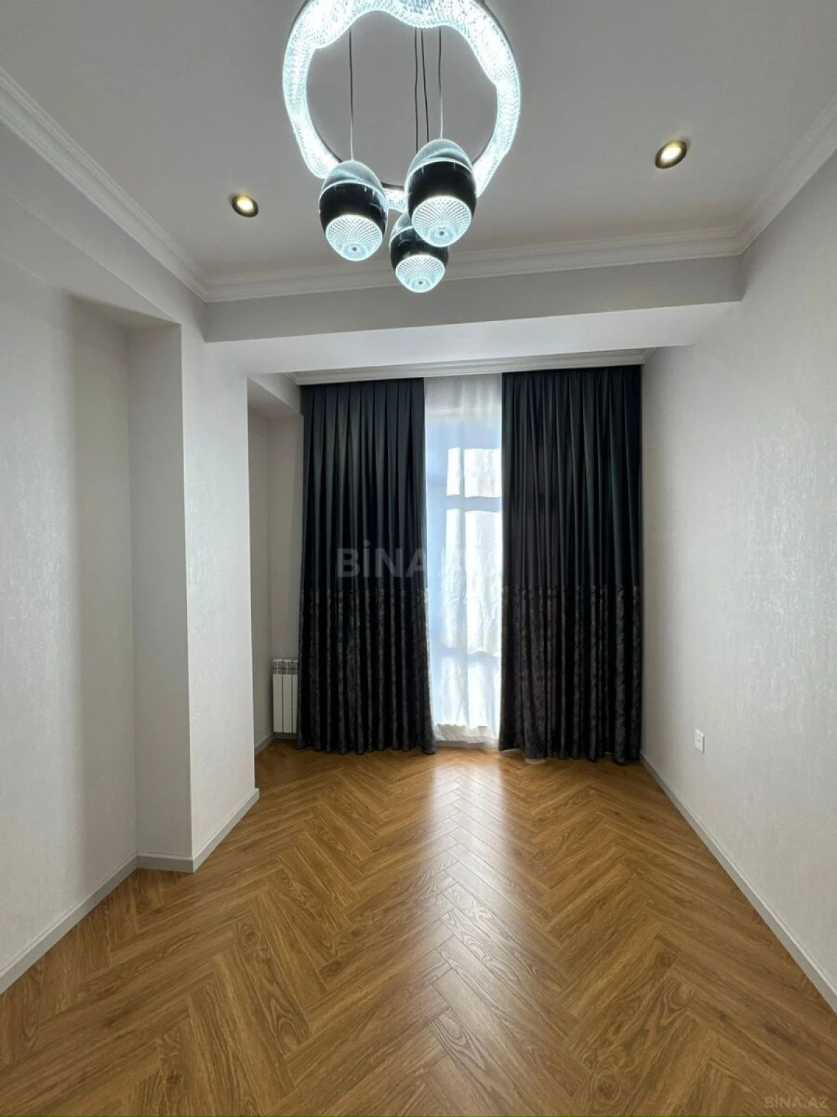 Satılır 3 otaqlı mənzil 86 m²
