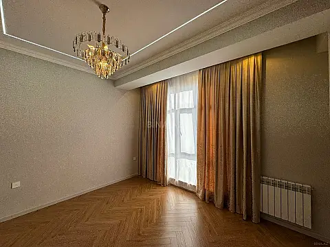 Satılır 3 otaqlı mənzil 86 m²