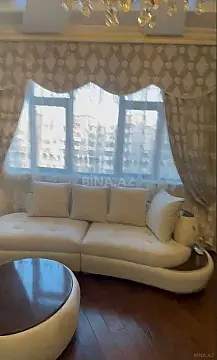 Kirayə verilir 3 otaqlı mənzil 155 m²