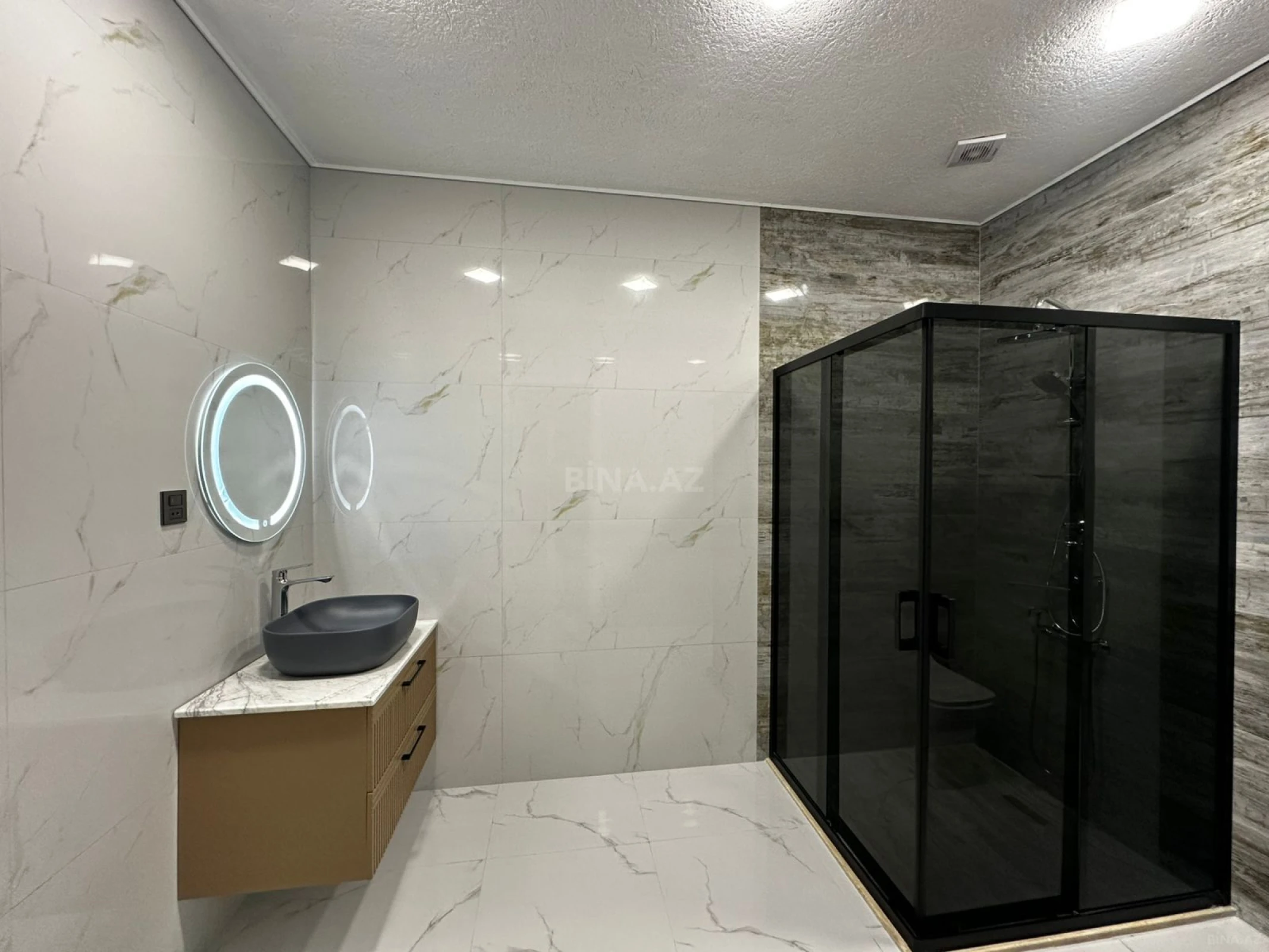 Satılır 4 otaqlı həyət evi 270 m²