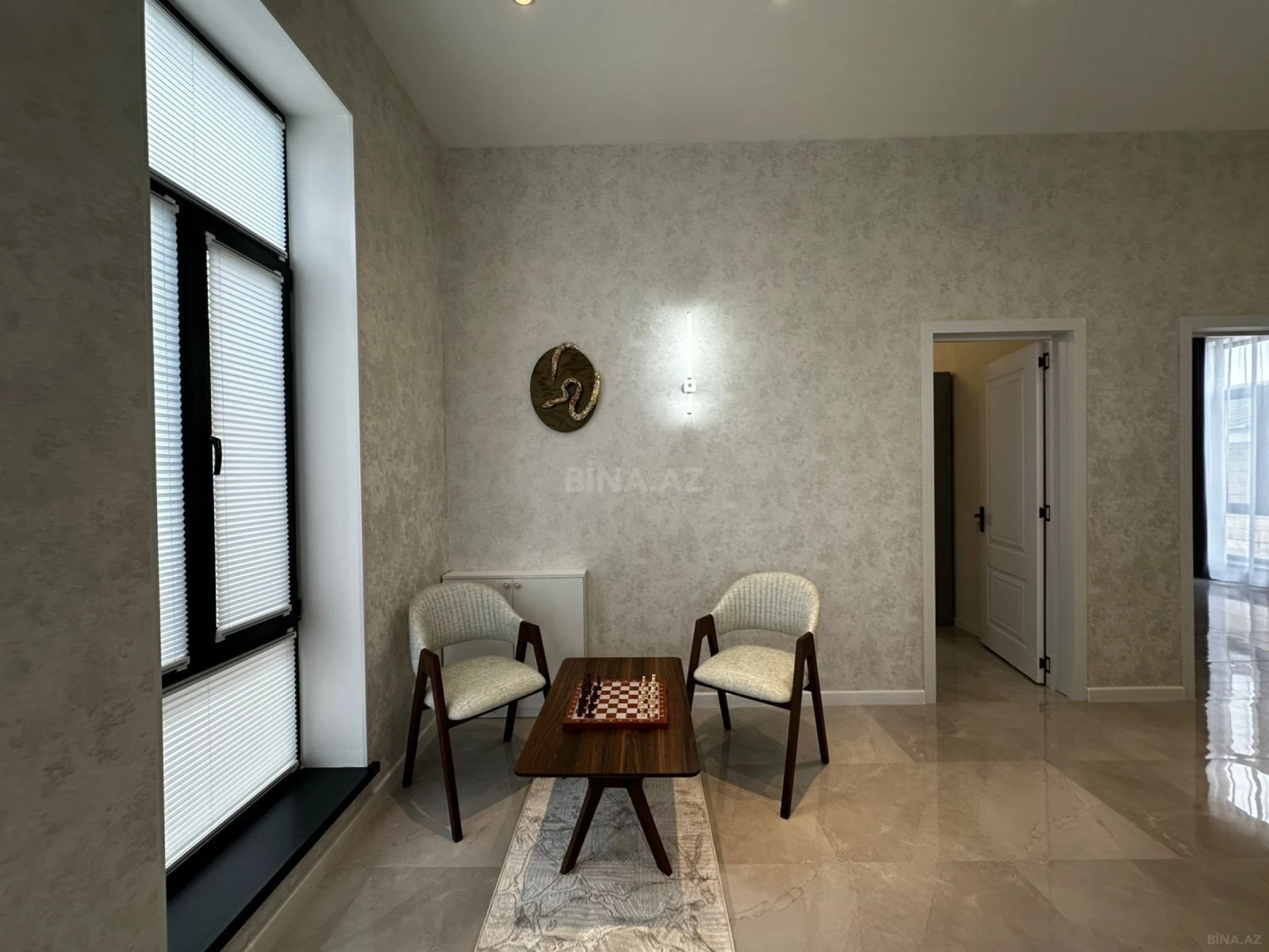 Satılır 4 otaqlı həyət evi 270 m²