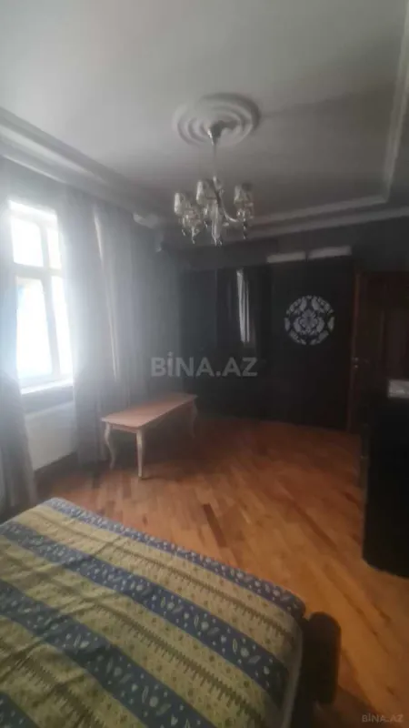 Kirayə verilir 3 otaqlı mənzil 120 m²