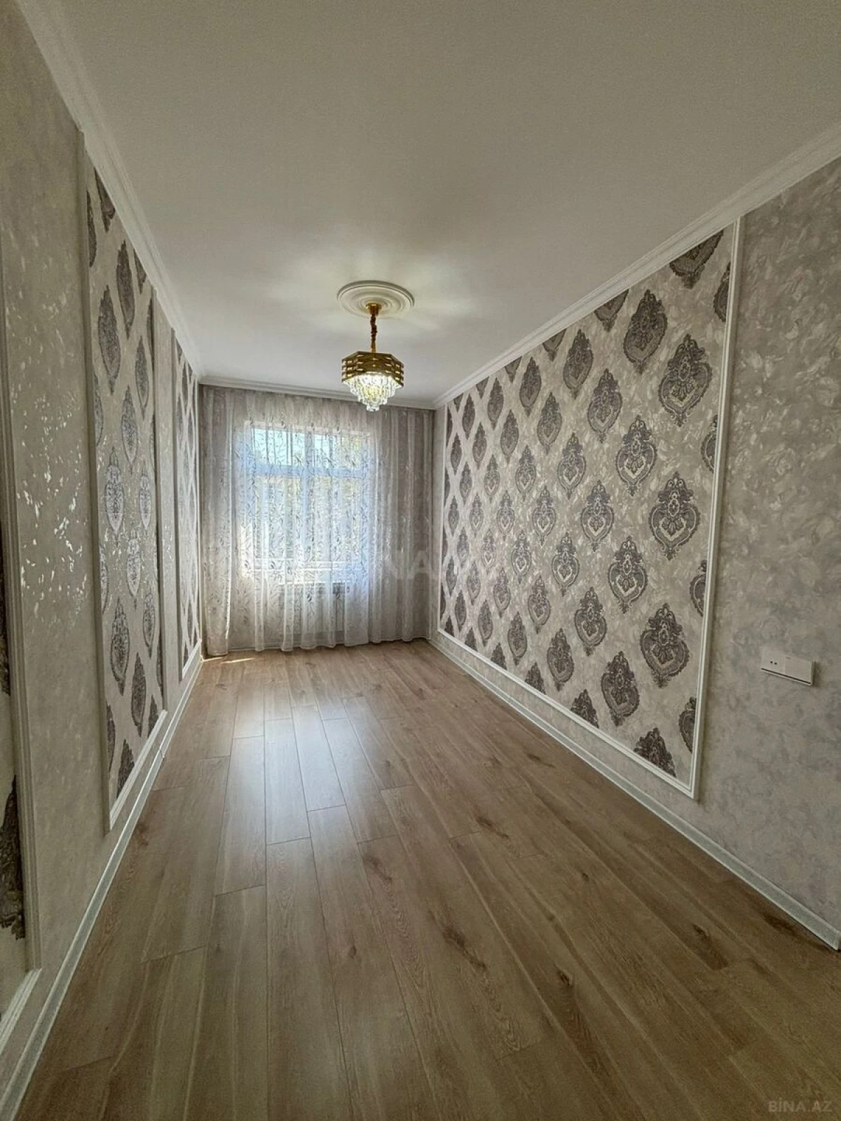 Satılır 2 otaqlı mənzil 55 m²