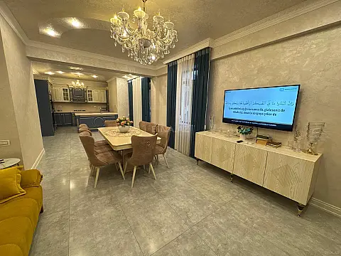 Satılır 6 otaqlı mənzil 800 m² — Bakı, Memar Əcəmi yanı 6 otaq 800.00 m²