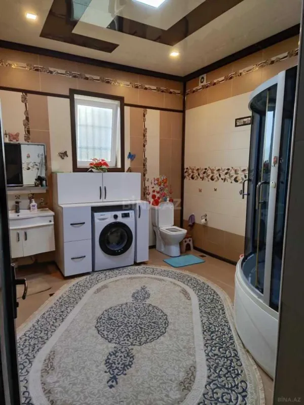 Satılır 7 otaqlı həyət evi 250 m²