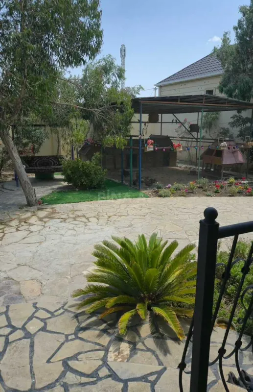 Satılır 7 otaqlı həyət evi 250 m²