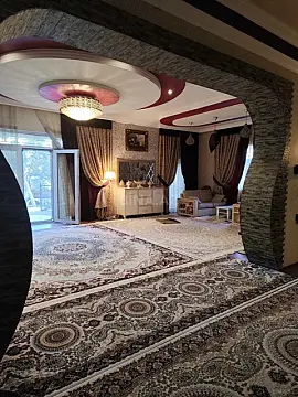Satılır 7 otaqlı həyət evi 250 m²
