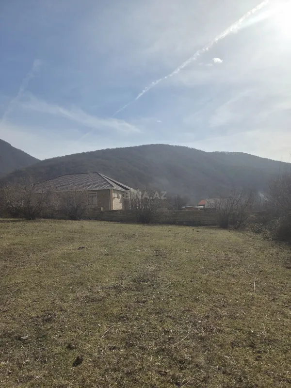 Satılır torpaq sahəsi 10 m²