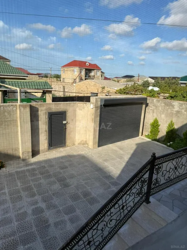 Satılır 4 otaqlı həyət evi 127 m²