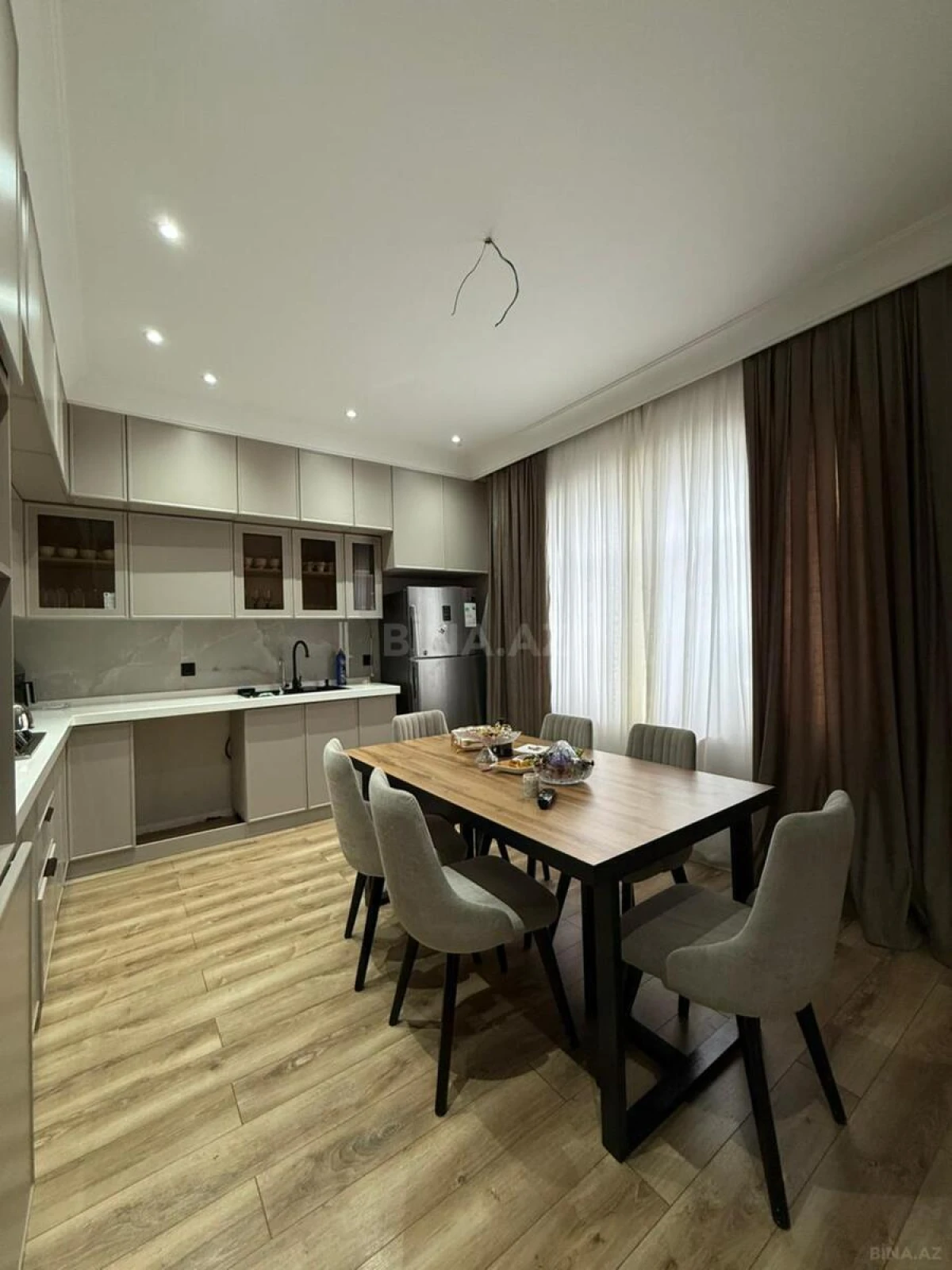 Satılır 4 otaqlı həyət evi 127 m²