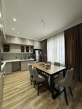 Satılır 4 otaqlı həyət evi 127 m²