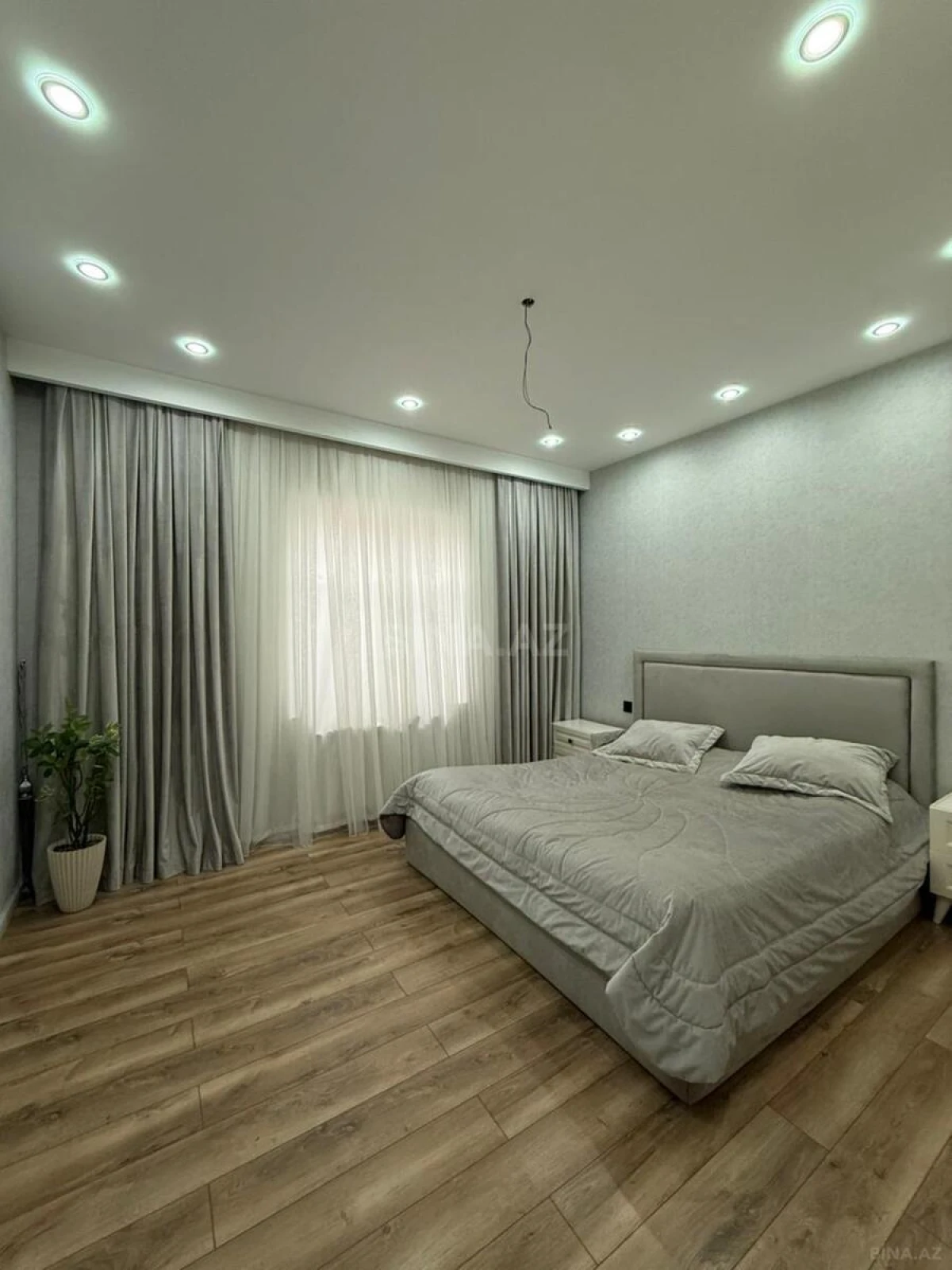 Satılır 4 otaqlı həyət evi 127 m²