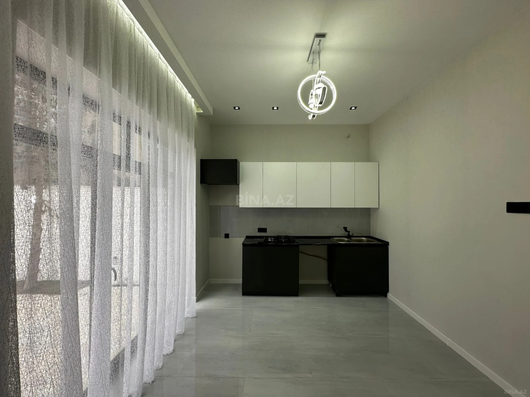 Satılır 4 otaqlı həyət evi 155 m²