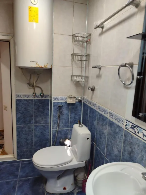 Kirayə verilir 4 otaqlı mənzil 100 m²