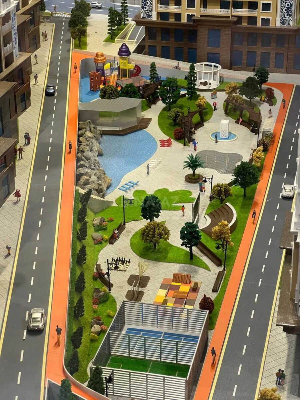 Satılır 3 otaqlı mənzil 113 m²