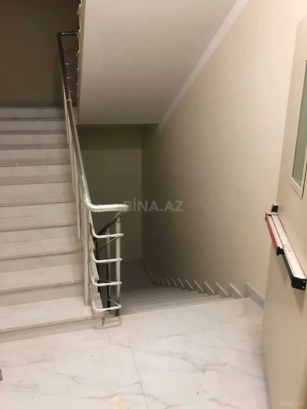 Satılır 3 otaqlı mənzil 113 m²
