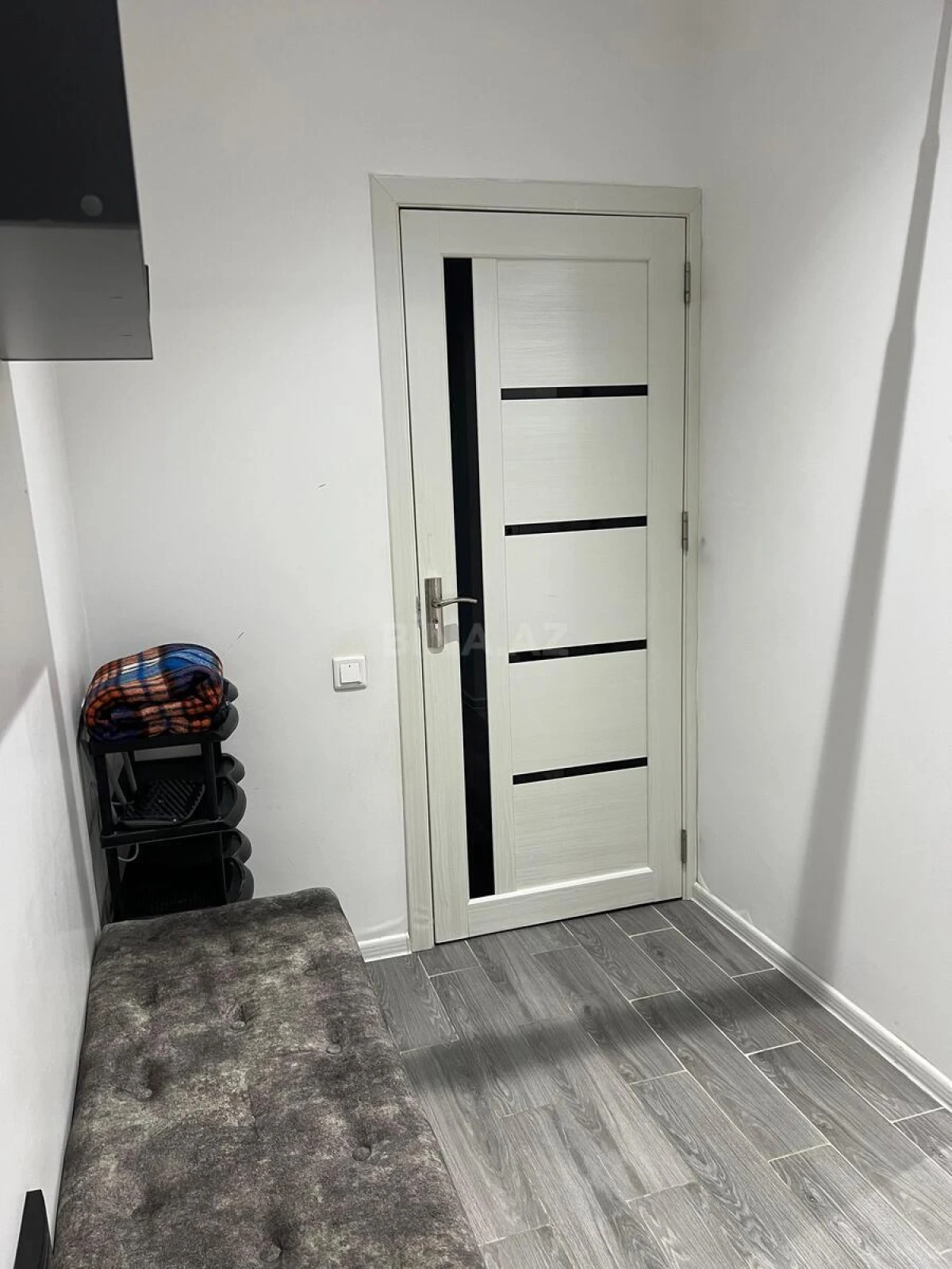 Kirayə verilir 2 otaqlı mənzil 75 m²