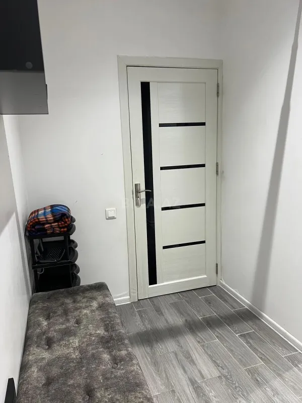 Kirayə verilir 2 otaqlı mənzil 75 m²