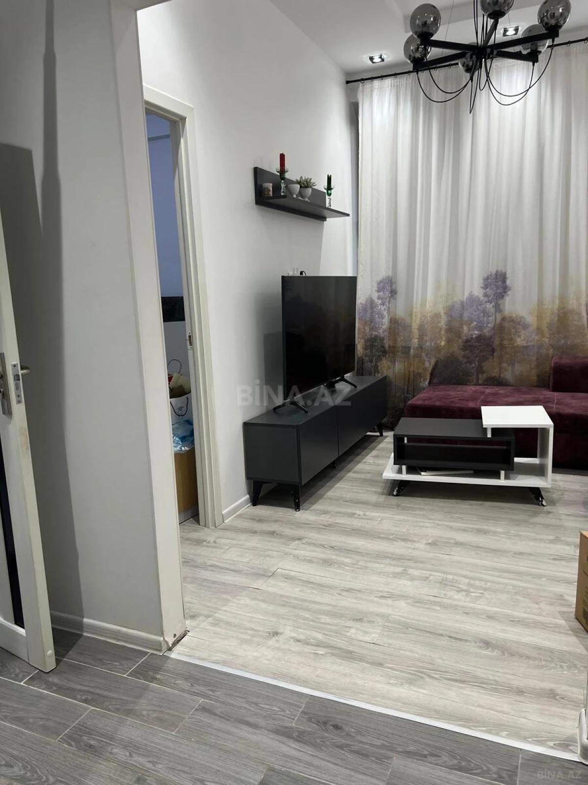 Kirayə verilir 2 otaqlı mənzil 75 m²
