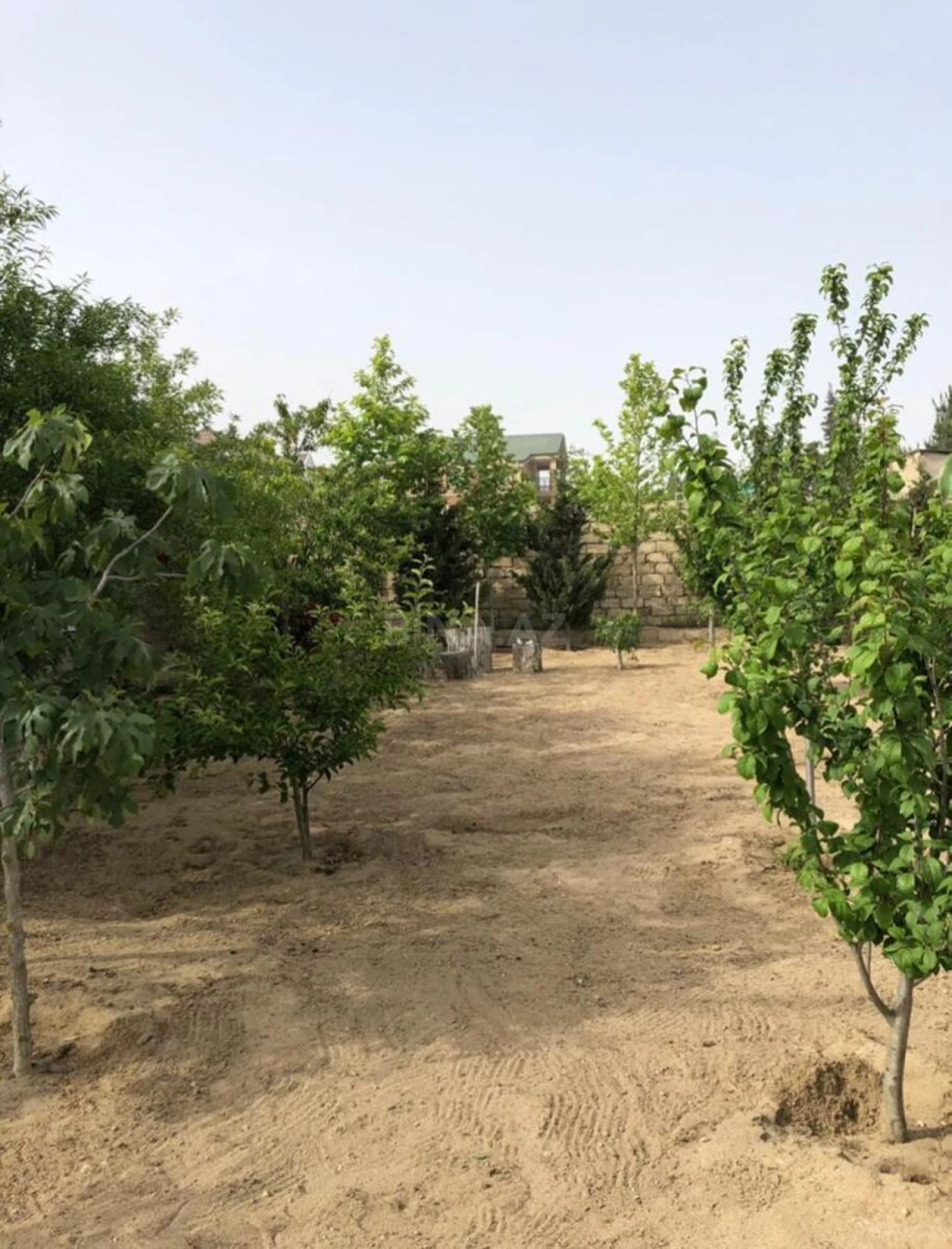 Satılır torpaq sahəsi 12 m²