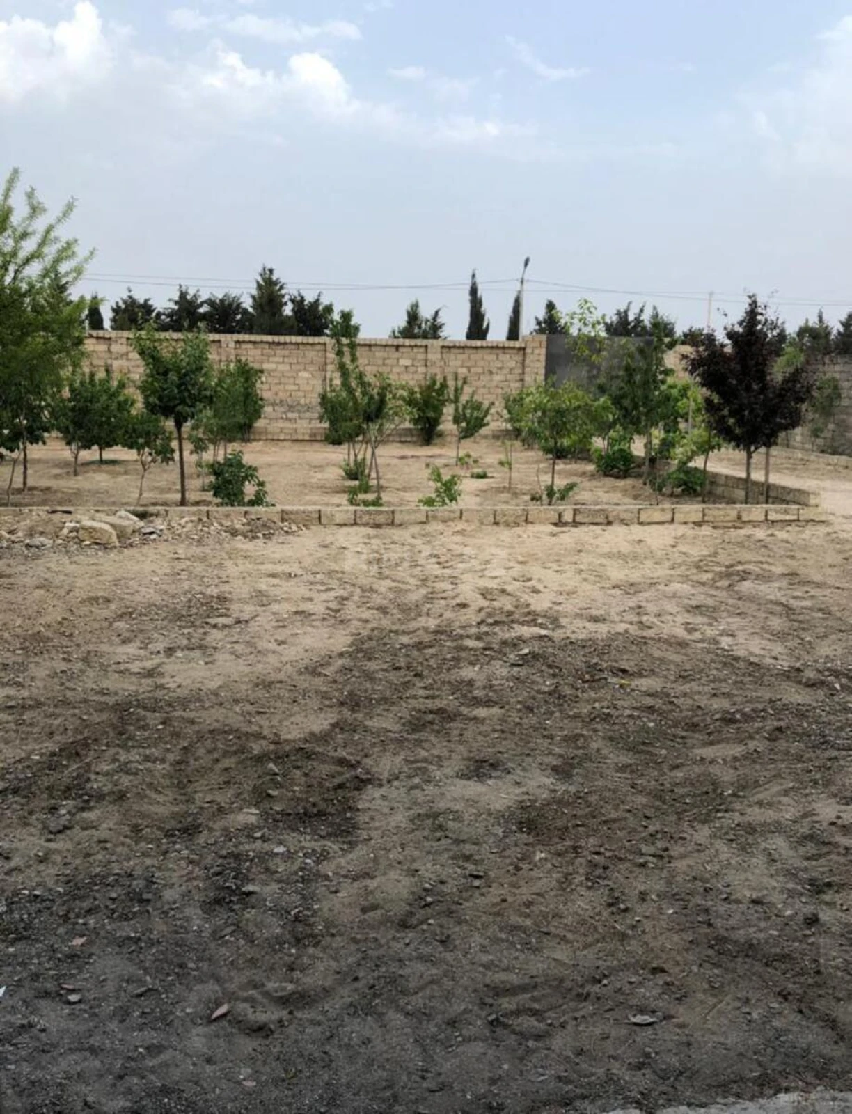 Satılır torpaq sahəsi 12 m²