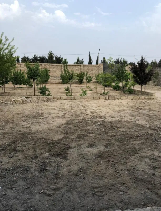 Satılır torpaq sahəsi 12 m²