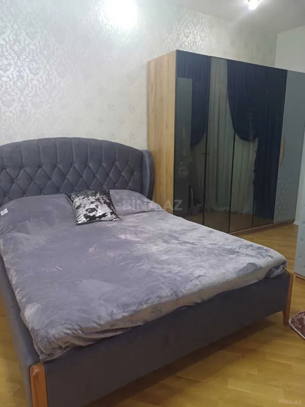 Kirayə verilir 2 otaqlı mənzil 120 m²